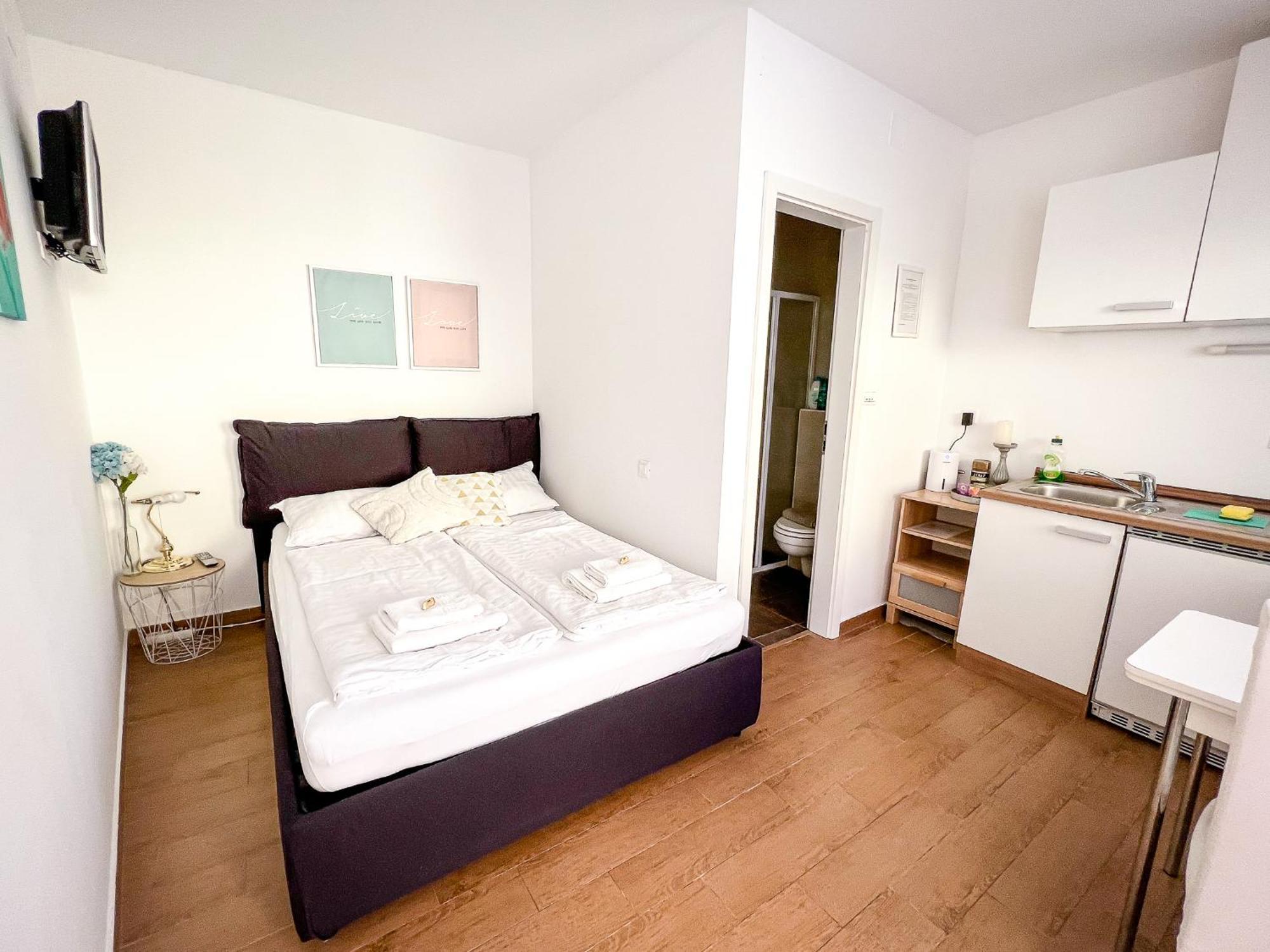Anita'S Studio Apartments Λιουμπλιάνα Εξωτερικό φωτογραφία