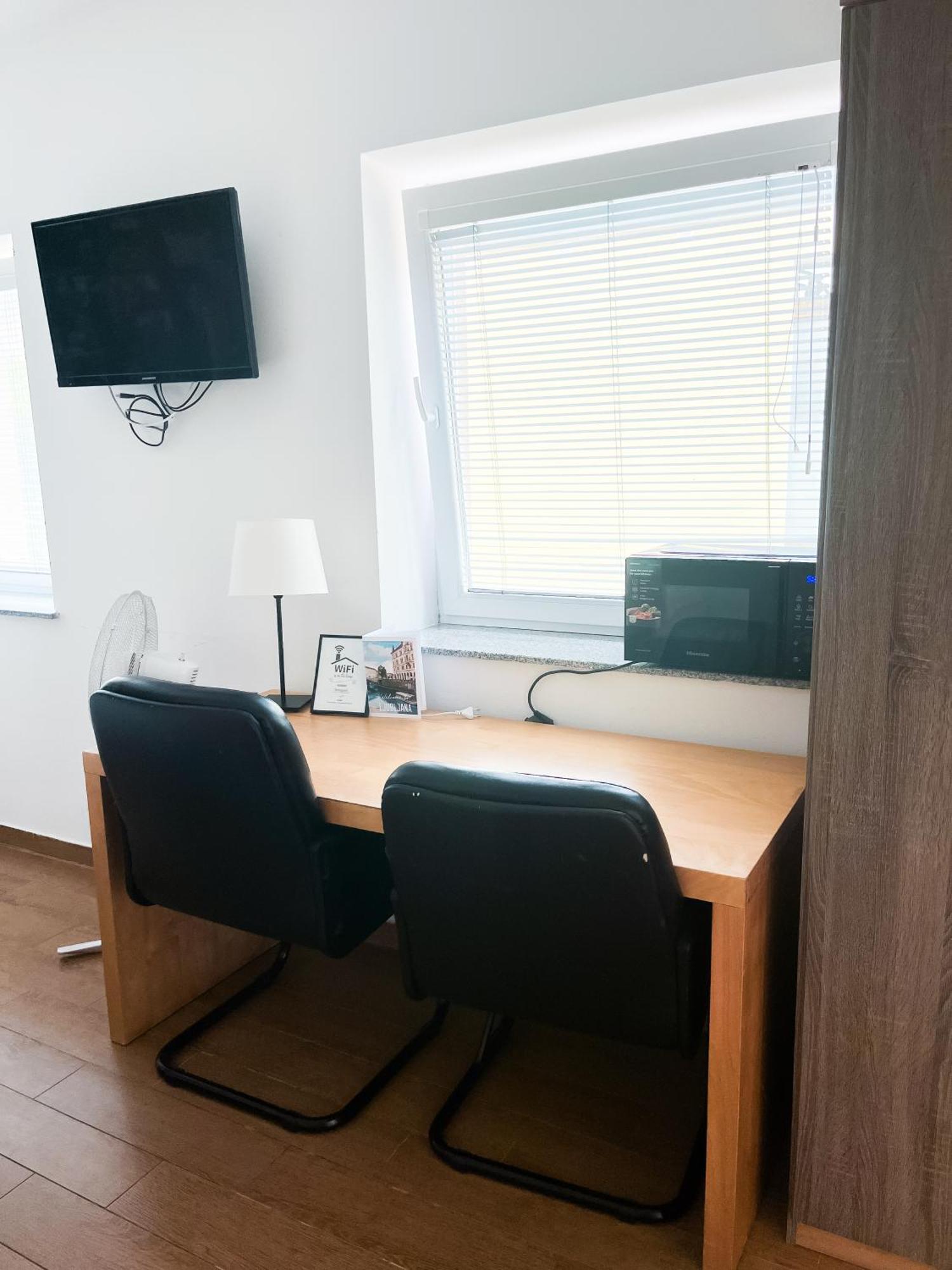 Anita'S Studio Apartments Λιουμπλιάνα Εξωτερικό φωτογραφία