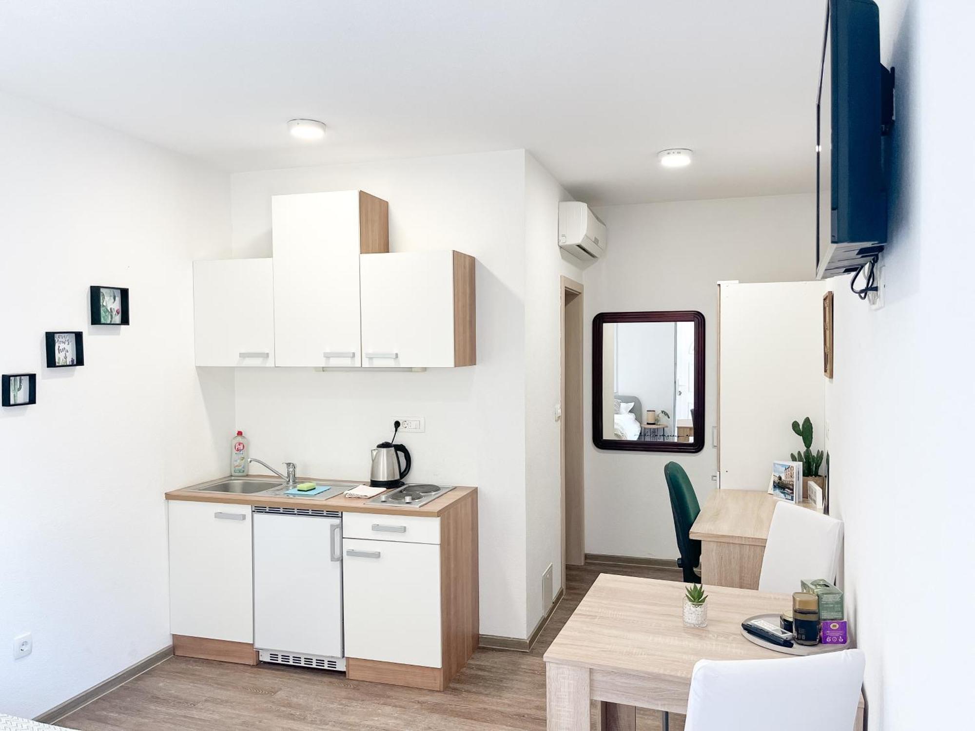 Anita'S Studio Apartments Λιουμπλιάνα Εξωτερικό φωτογραφία